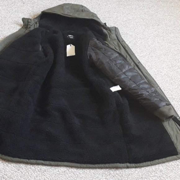 New Men's Fleece-lined Olive-green Winter Parka. - Picture 9 of 12